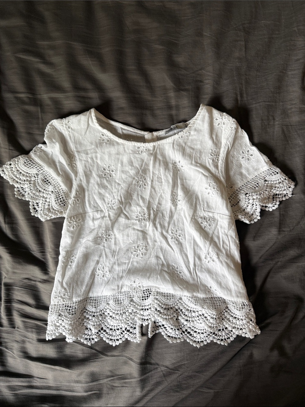 Hollister White Eyelet Crochet-Trim Short Sleeve Top